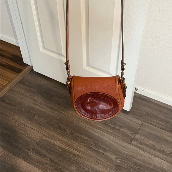 Dooney & Bourke Tan Leather Crossbody Bag - Picture 3 of 16